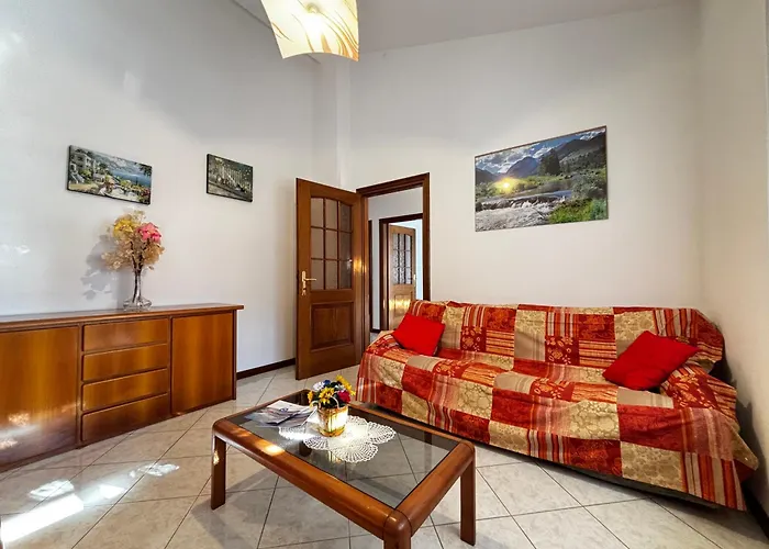 Casa Ganda - Larihome A73 Apartment Gravedona